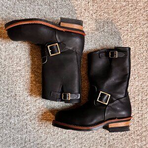MINT+++ Red Wing 9085 engineer boots size 5.5D